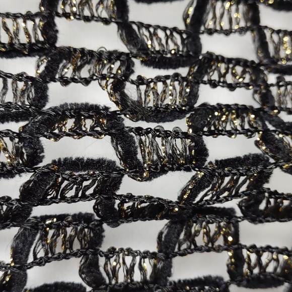 Fishnet Chenille Fringe Scarf - Picture 4 of 4